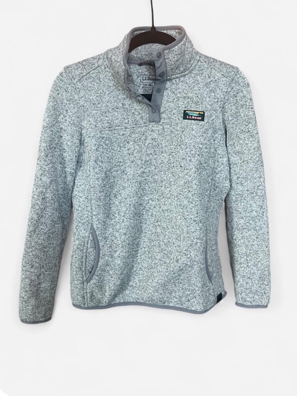 L.L. Bean Women’s Light Heather Gray Pullover Sweater
